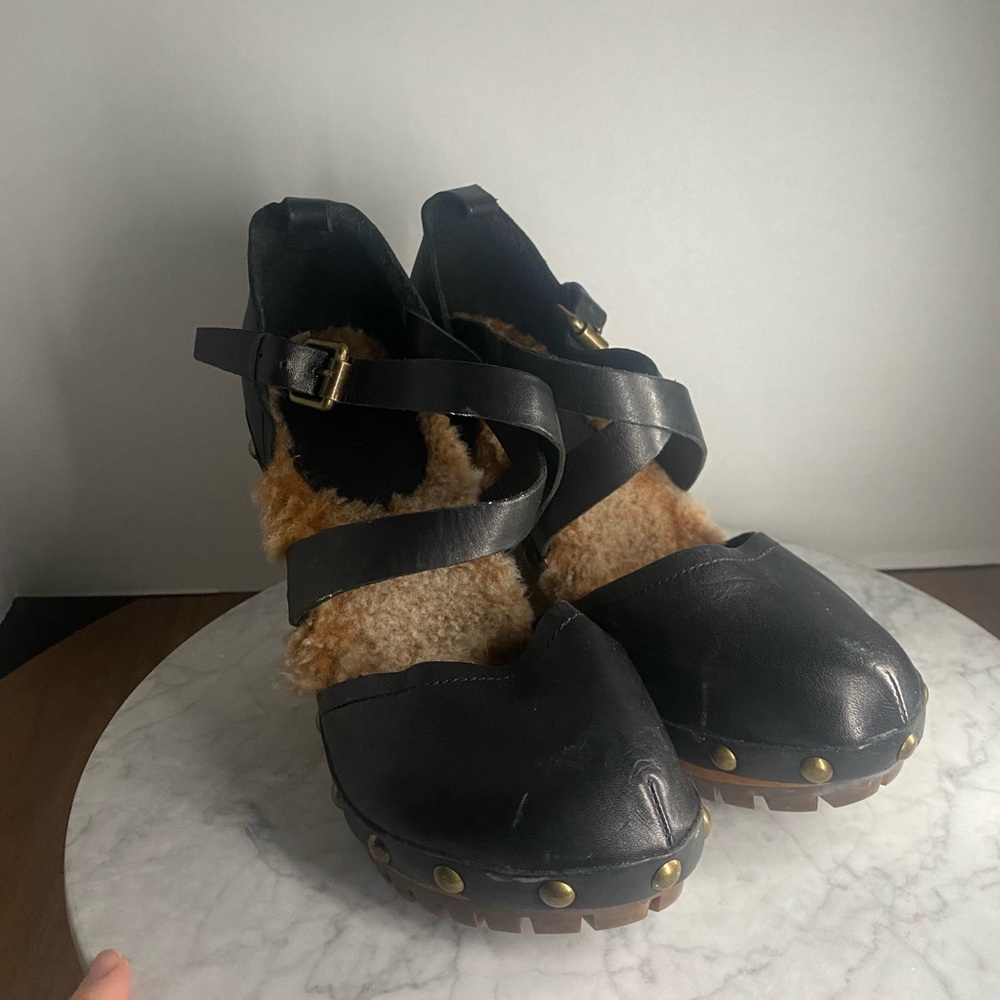 ASH wooden heels 40